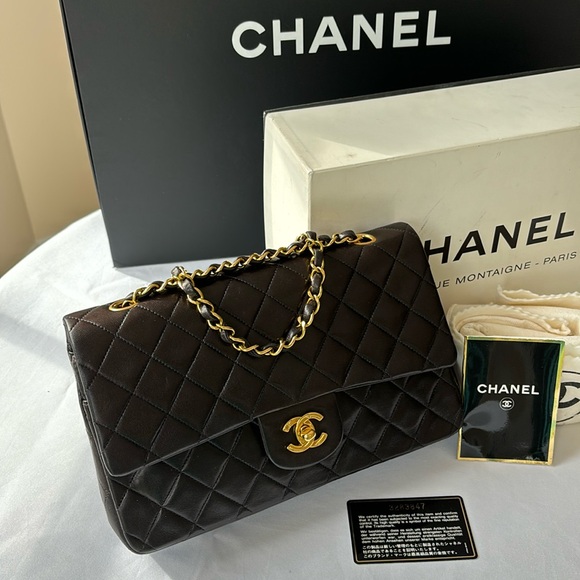 Chanel Black Medium Double Flap Classic - Picture 1 of 16